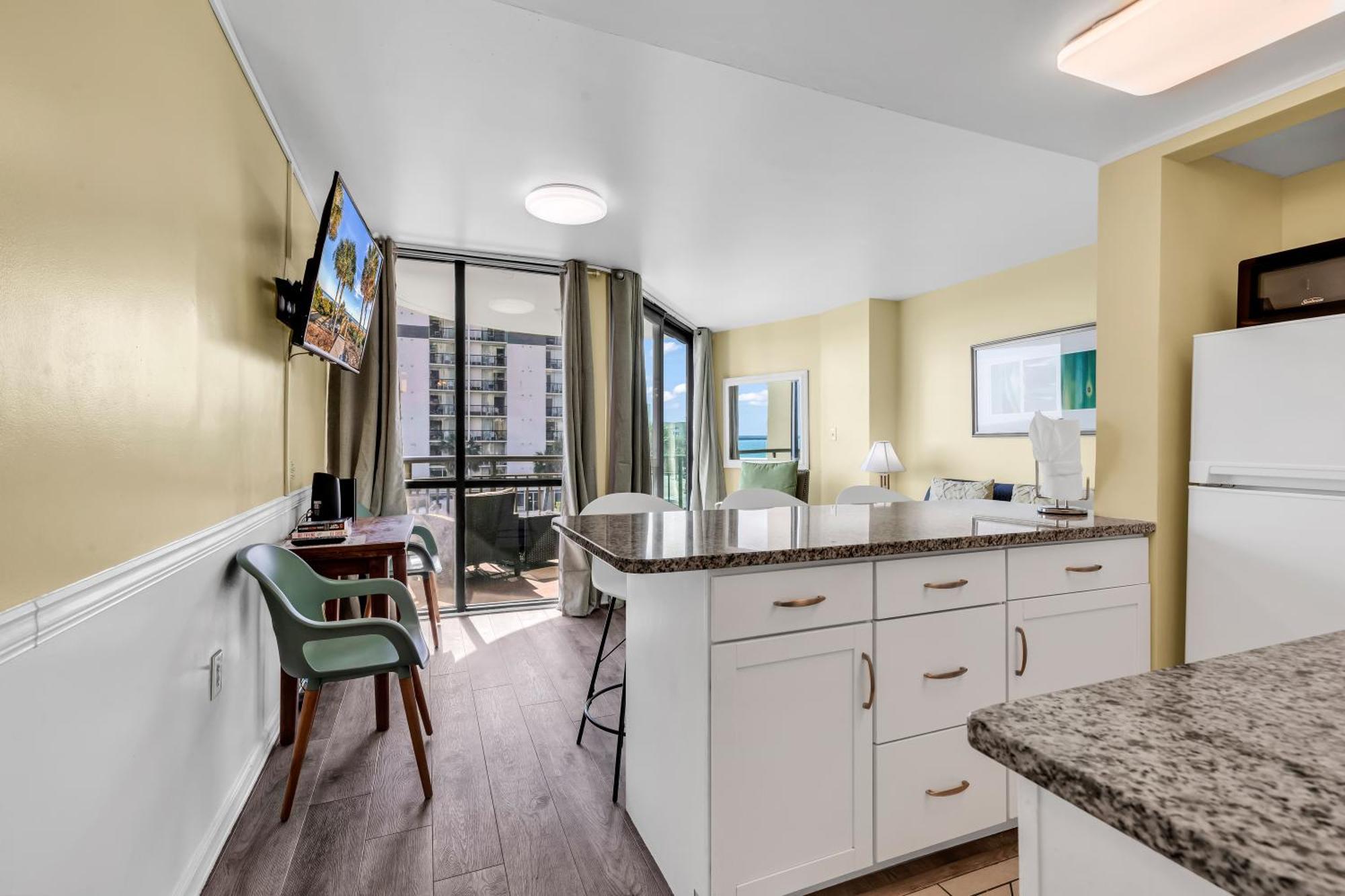 Oceanfront Condo Steps To The Beach W No Resort Fees Myrtle Beach Eksteriør bilde