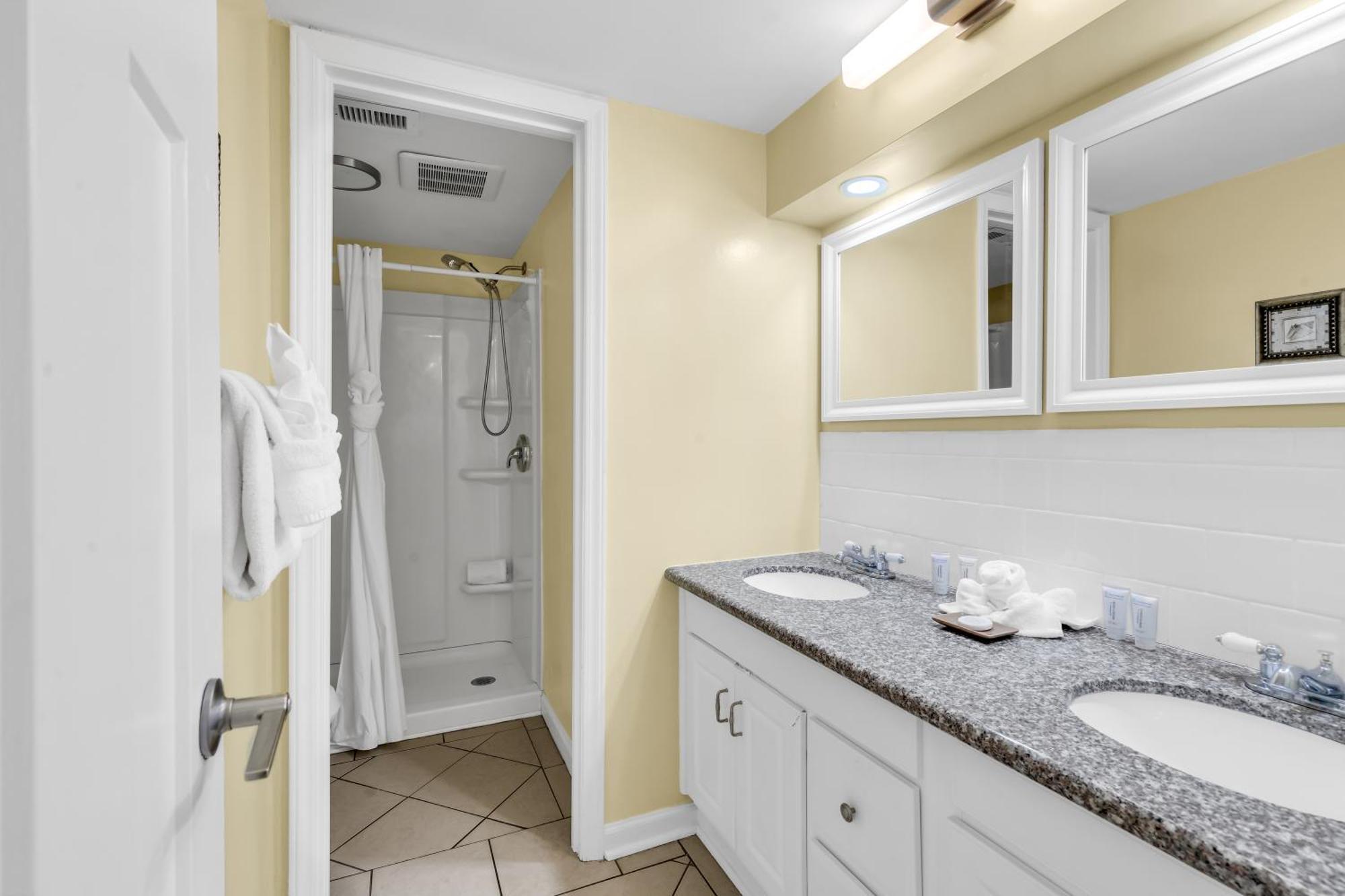 Oceanfront Condo Steps To The Beach W No Resort Fees Myrtle Beach Eksteriør bilde